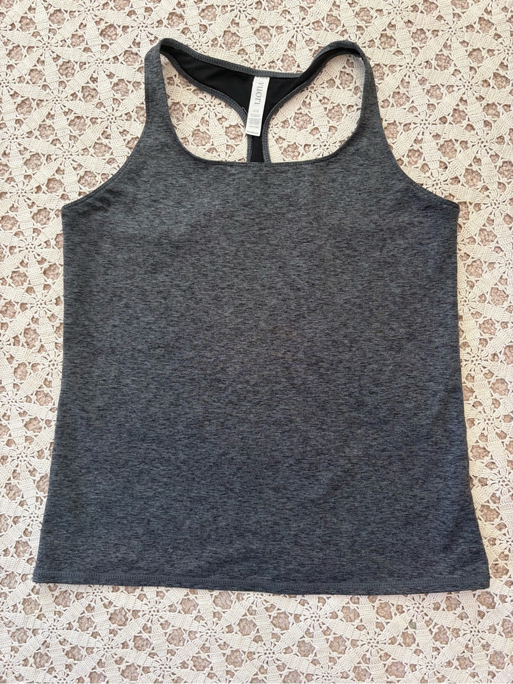 Vuori Women’s Dark Grey Heather Racerback Tank Top Size Medium